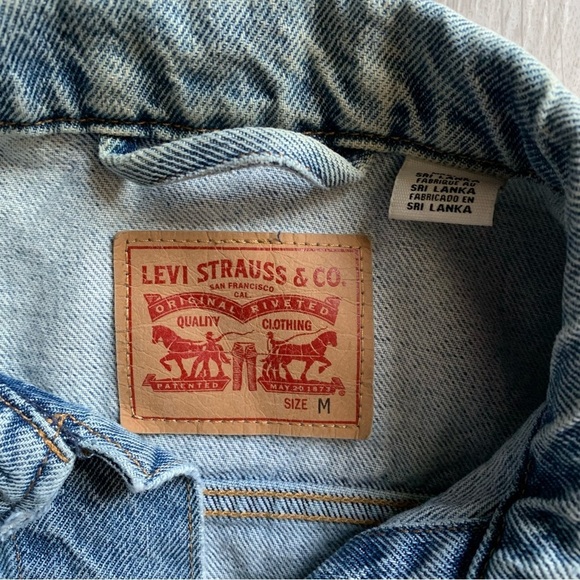 Women’s Levi's Denim Jacket Size M - Picture 7 of 8